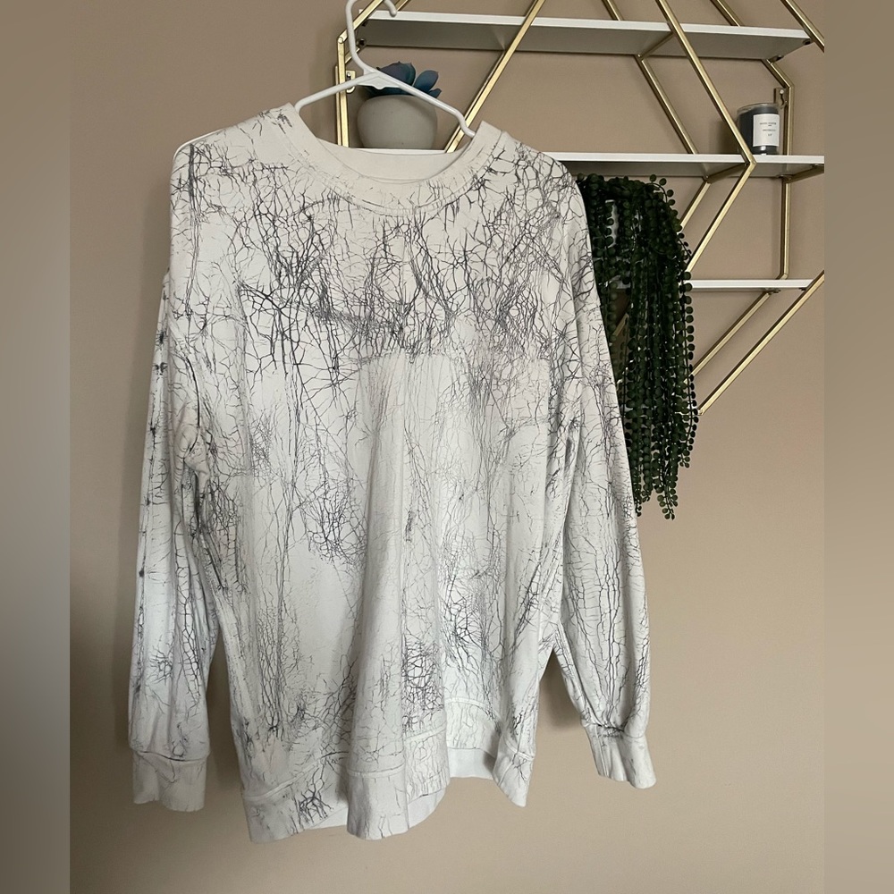 NWOT Lululemon crewneck sweatshirt